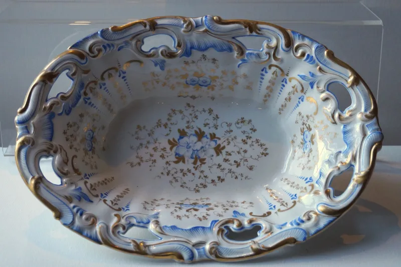 Pamono Antique German Porcelain Dish from SPM Berlin> Serving Dishes