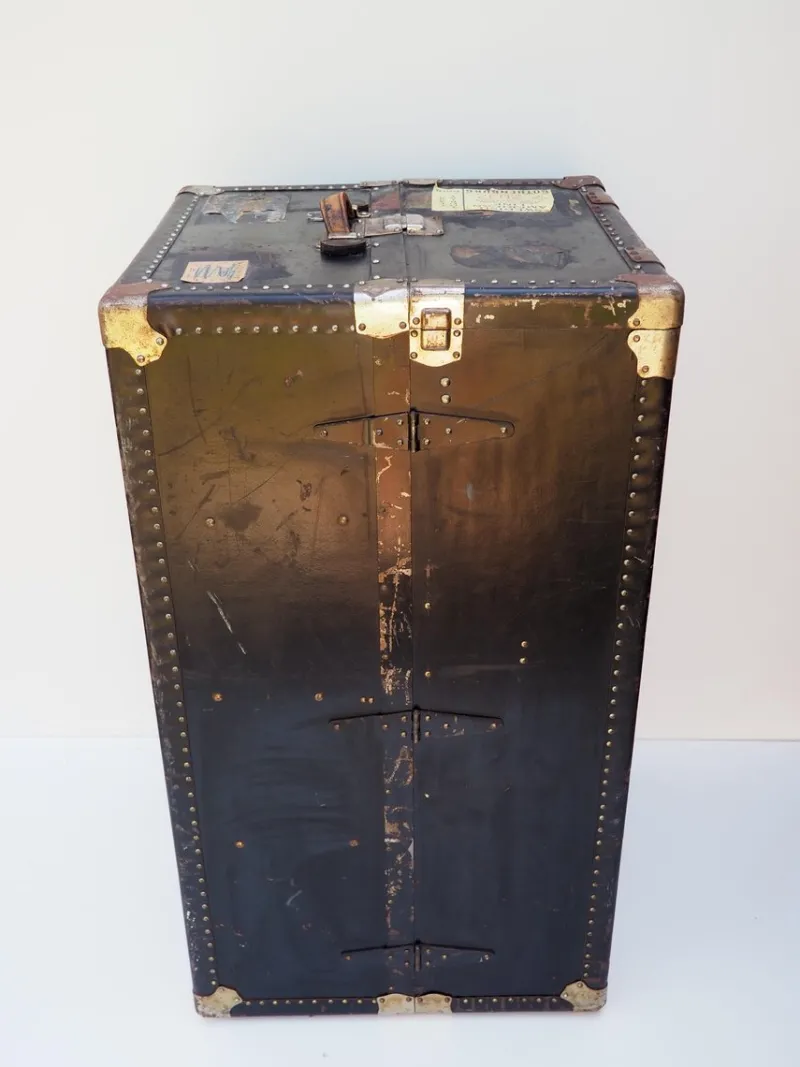 Pamono Antique German Suitcase from Mädler, 1890s> Trunks Crates & Baskets