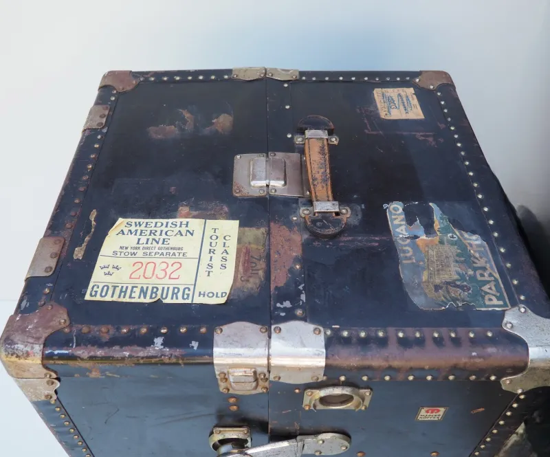Pamono Antique German Suitcase from Mädler, 1890s> Trunks Crates & Baskets