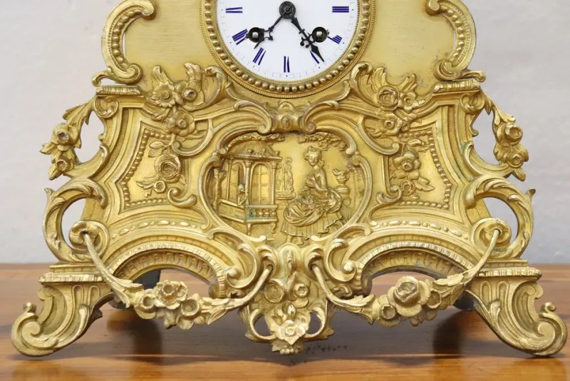 Pamono Antique Gilt Bronze Table Clock, 19th Century> Clocks