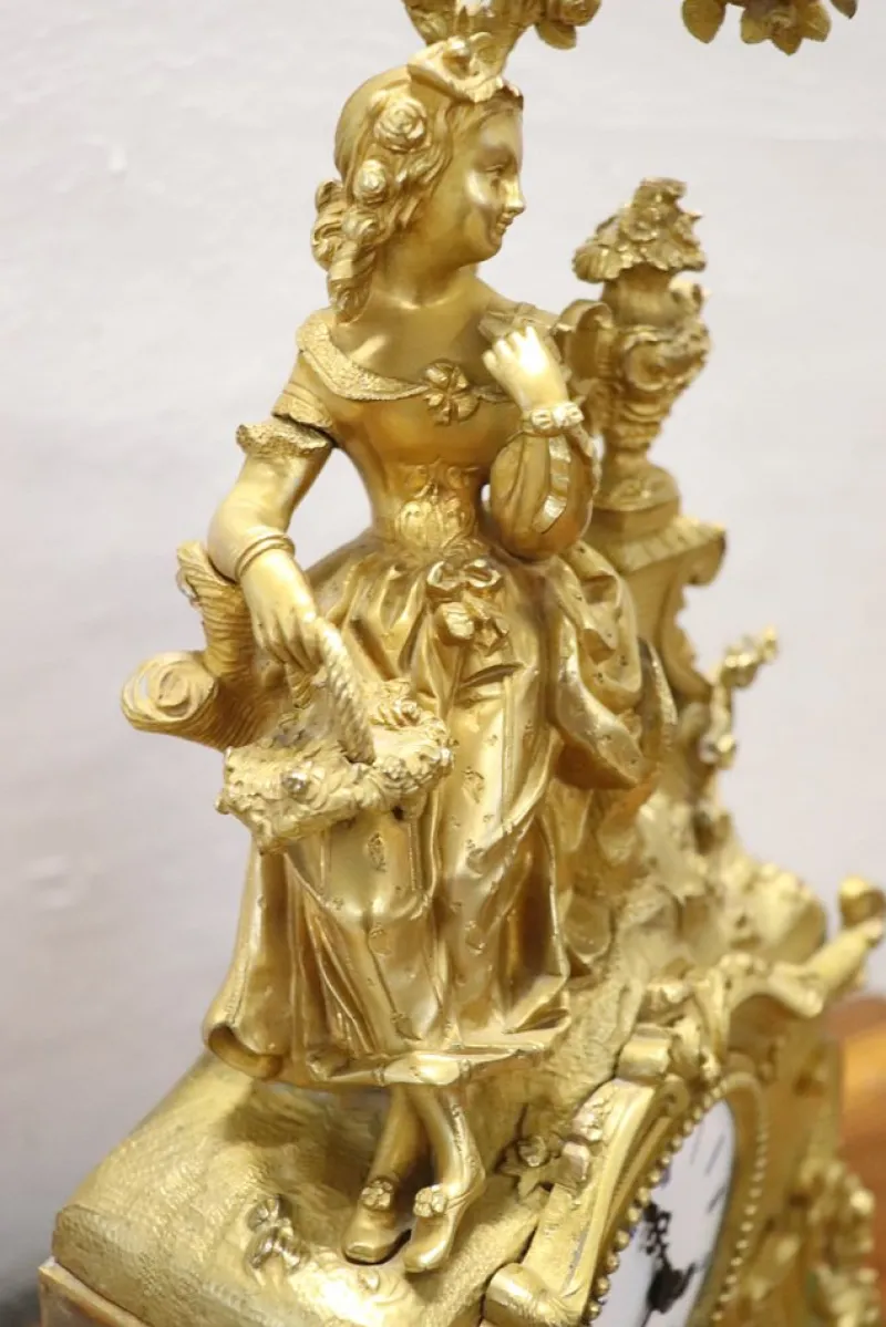 Pamono Antique Gilt Bronze Table Clock, 19th Century> Clocks