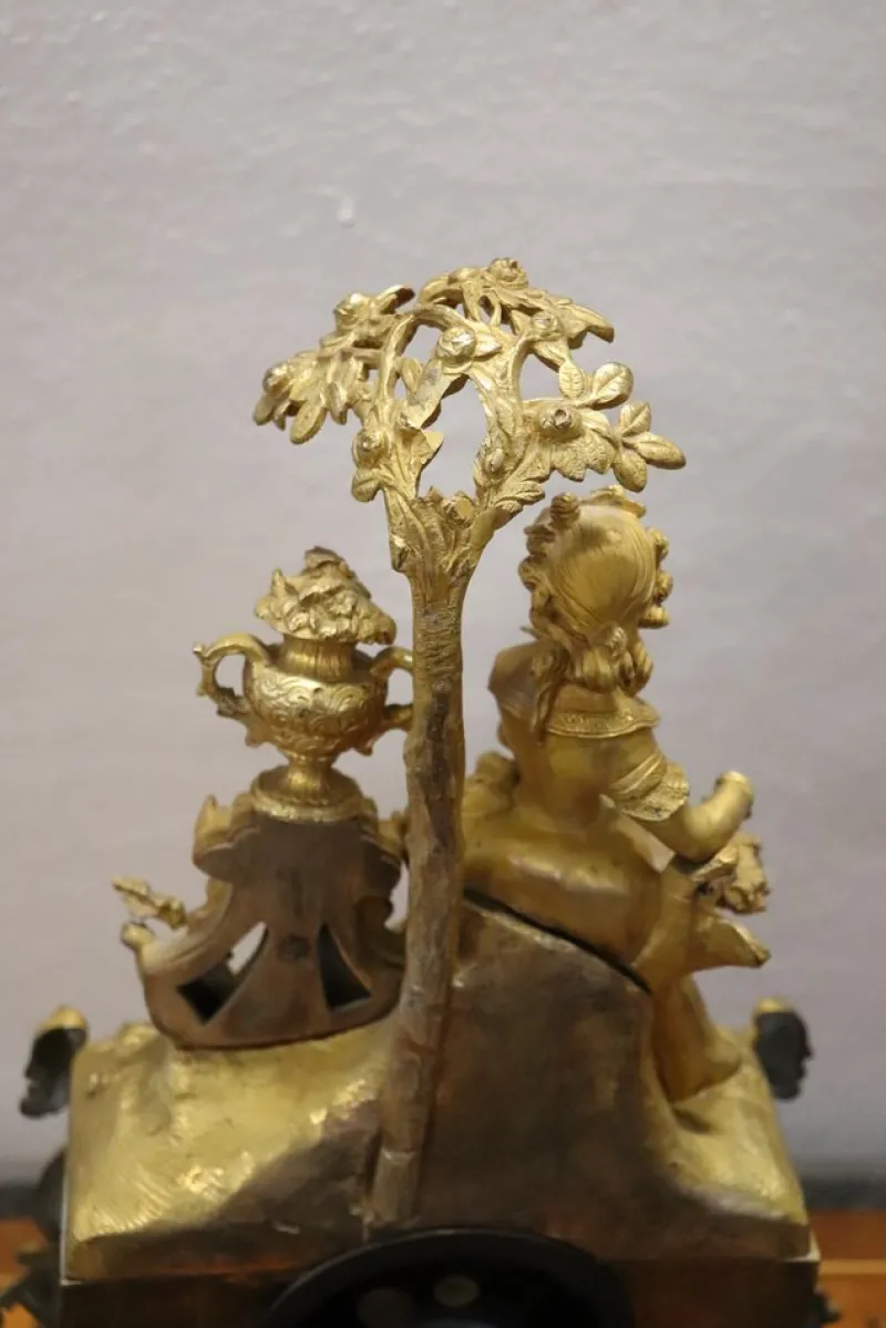 Pamono Antique Gilt Bronze Table Clock, 19th Century> Clocks