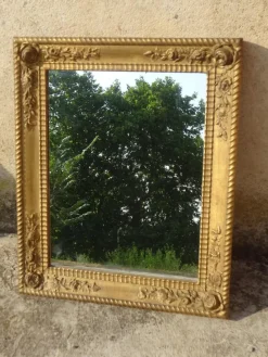 Sale Pamono Antique Gilt Frame Mirror in Beech