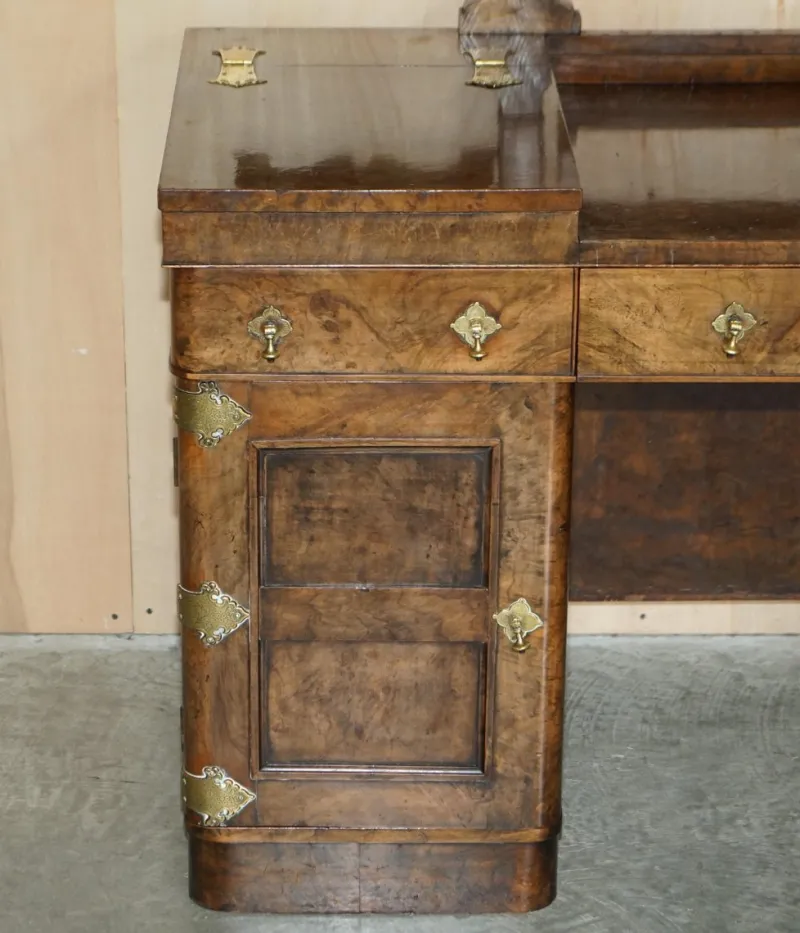 Pamono Antique Gothic Burr & Burl Dressing Table with Brass Fittings> Dressing Tables
