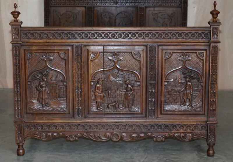 Online Pamono Antique Hand Carved Continental Oak Frame Bedstead