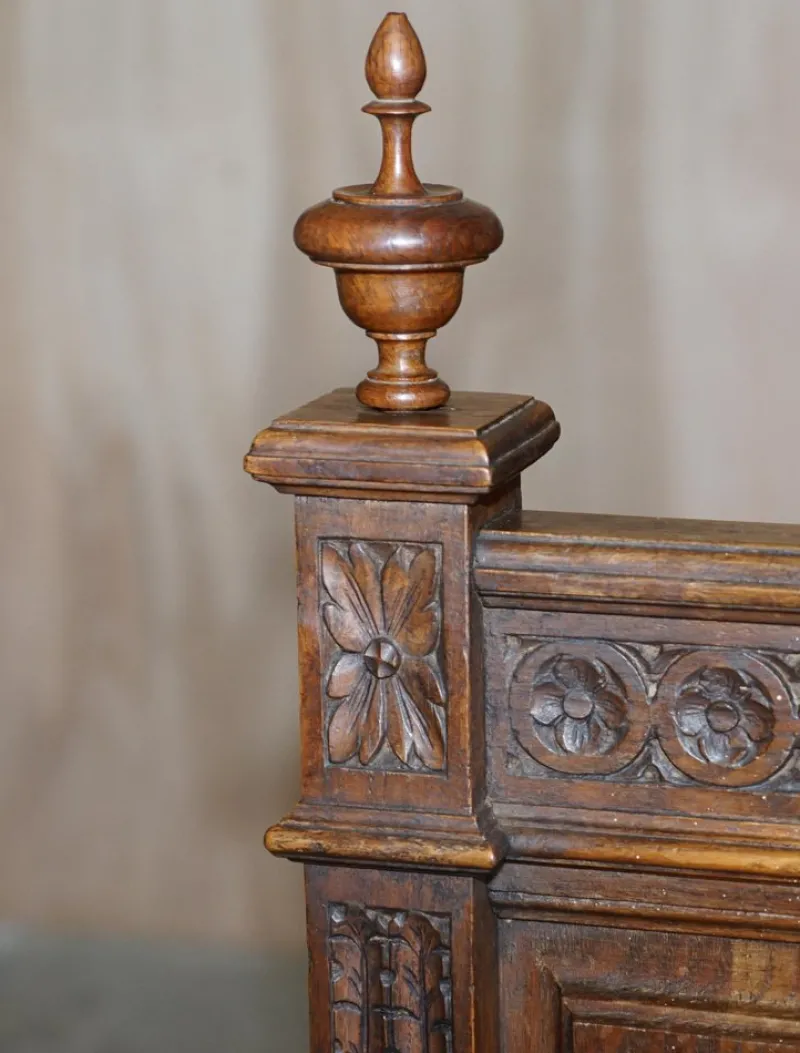 Online Pamono Antique Hand Carved Continental Oak Frame Bedstead