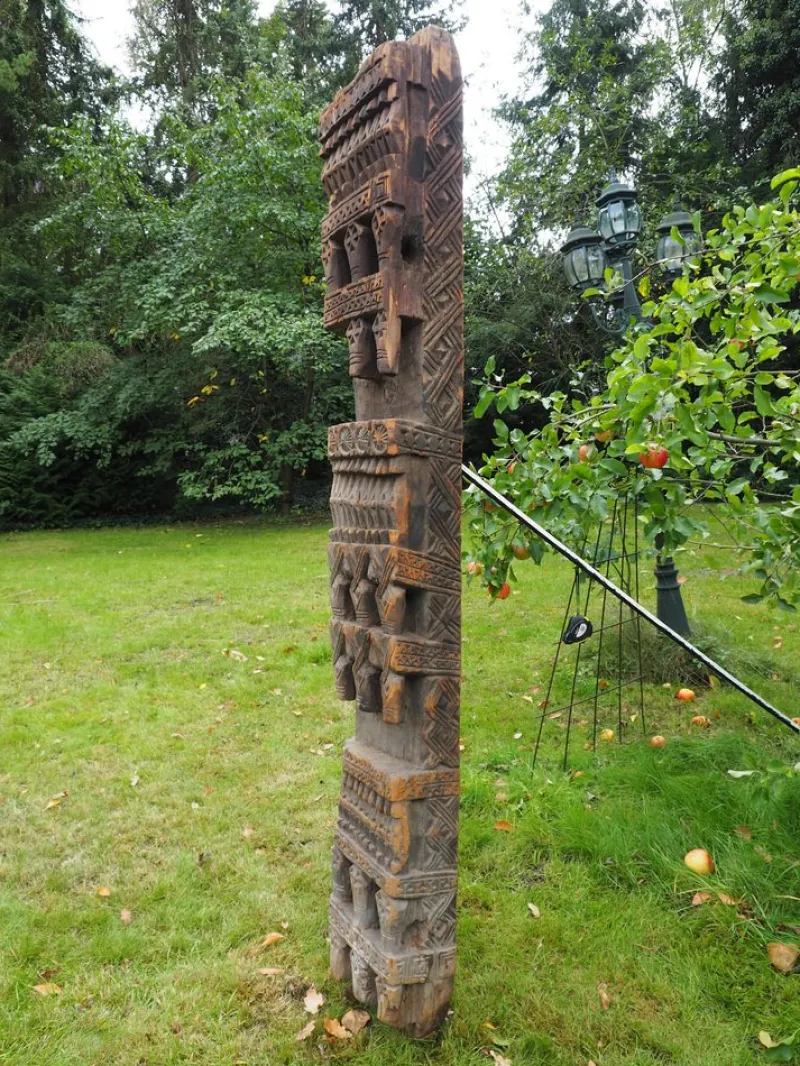 Clearance Pamono Antique Hand-Carved Wooden Pillar Column, Nuristan, Afghanistan, 1890s