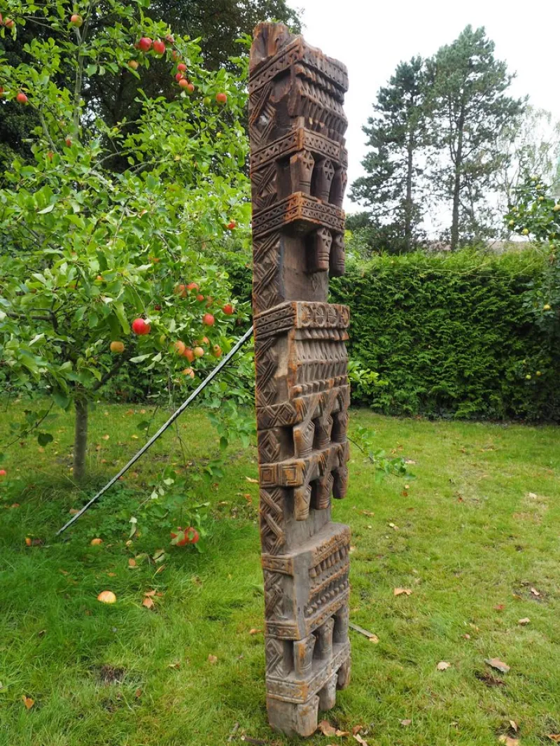 Clearance Pamono Antique Hand-Carved Wooden Pillar Column, Nuristan, Afghanistan, 1890s