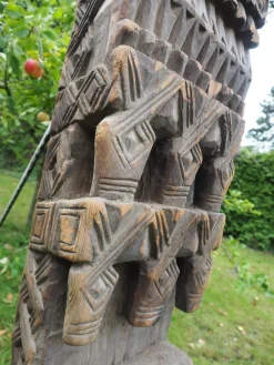 Clearance Pamono Antique Hand-Carved Wooden Pillar Column, Nuristan, Afghanistan, 1890s