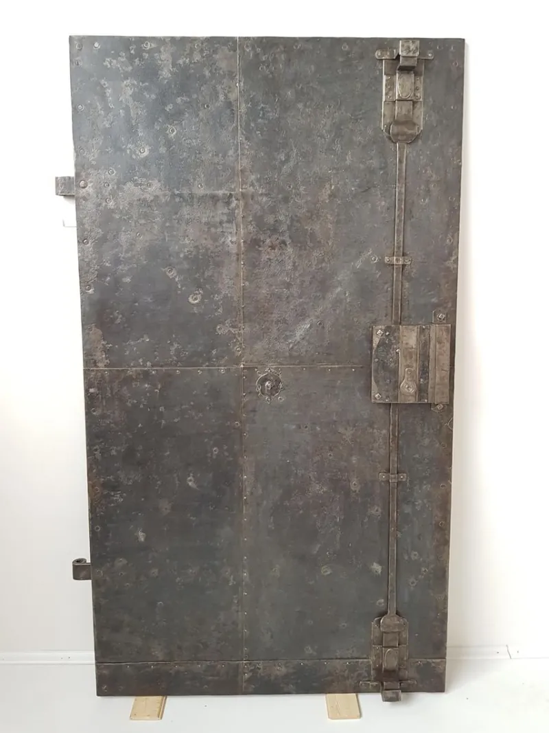 Outlet Pamono Antique Industrial Iron Door, 18th Century