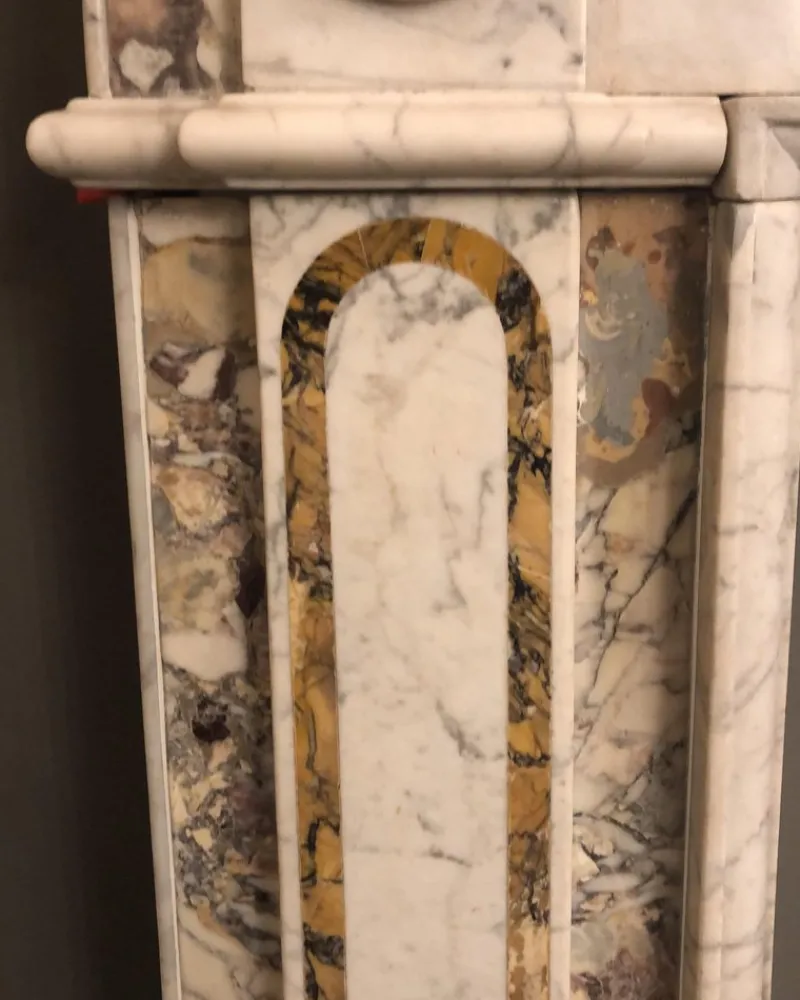 Pamono Antique Irish Georgian Fireplace Mantel in Marble