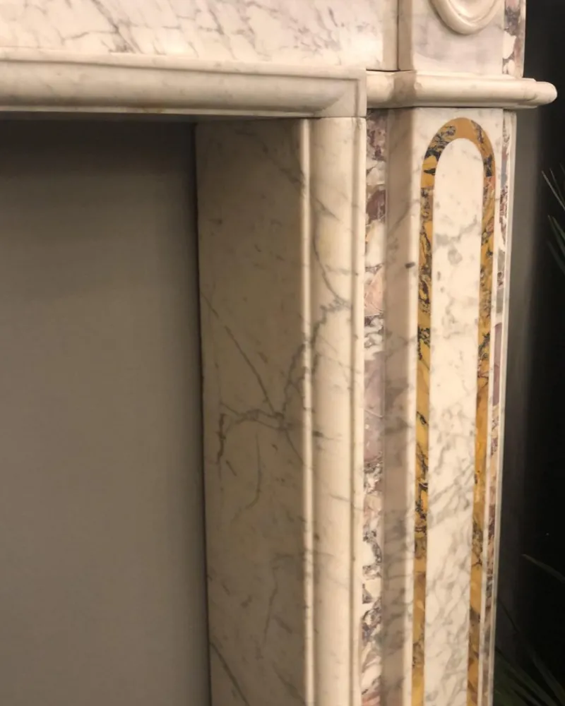 Pamono Antique Irish Georgian Fireplace Mantel in Marble