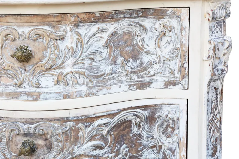 Pamono Antique Italian Painted Carved Serpentine Chest of Drawers, 1920s> Dressers, Commodes & Chests