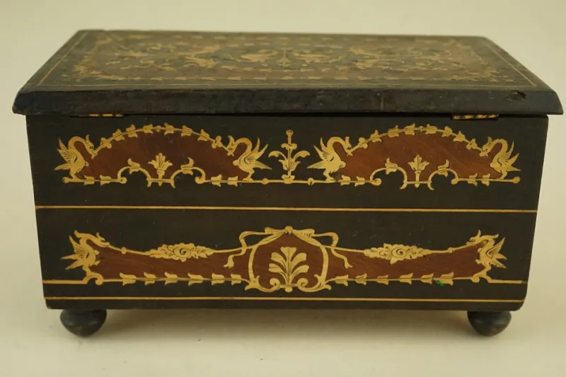 Pamono Antique Italian Sorrento Wood Jewelery Box, 1800s> Trunks Crates & Baskets