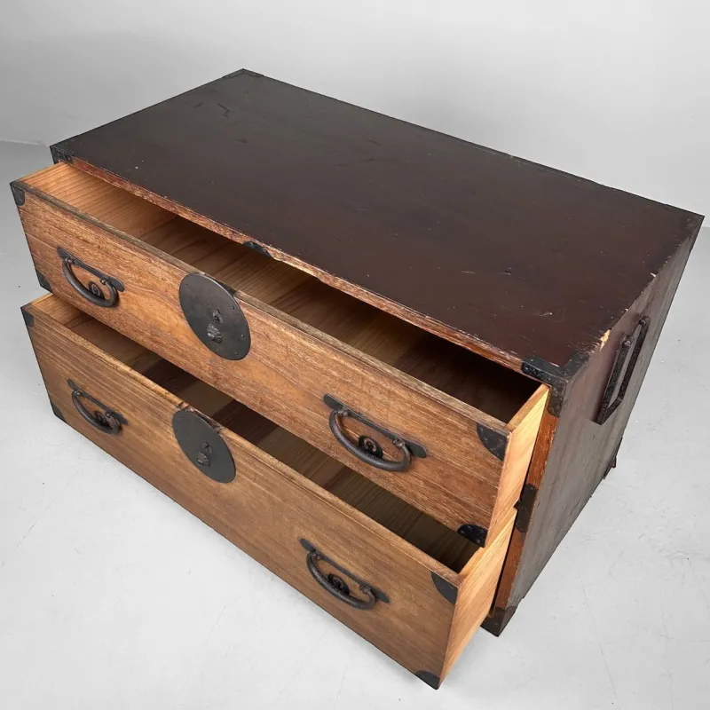 Pamono Antique Japanese Meiji Tansu Chest of Drawers, 1900s> Dressers, Commodes & Chests