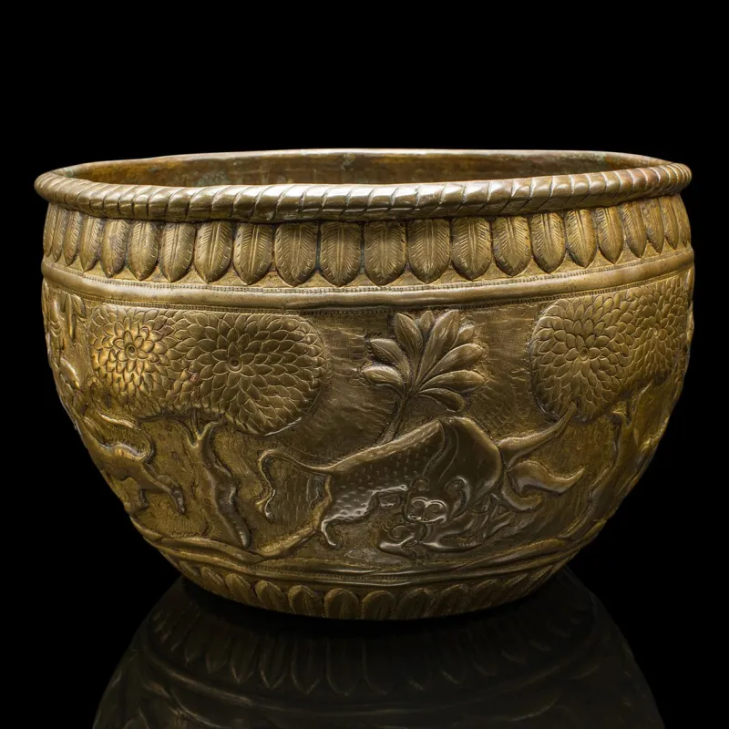 Pamono Antique Jardiniere Bowl in Brass, 1890s> Planters And Jardiniere