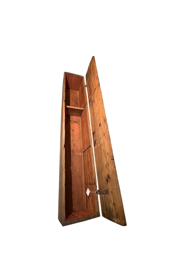 Pamono Antique Larch Chest, 1800s> Dressers, Commodes & Chests