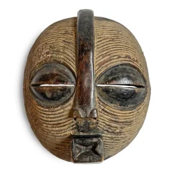 Clearance Pamono Antique Luba Kifwebe Mask, 1890s
