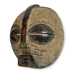Clearance Pamono Antique Luba Kifwebe Mask, 1890s