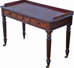 Pamono Antique Mahogany 3-Drawer Desk or Dressing Table, 1830s><noscript><img width=