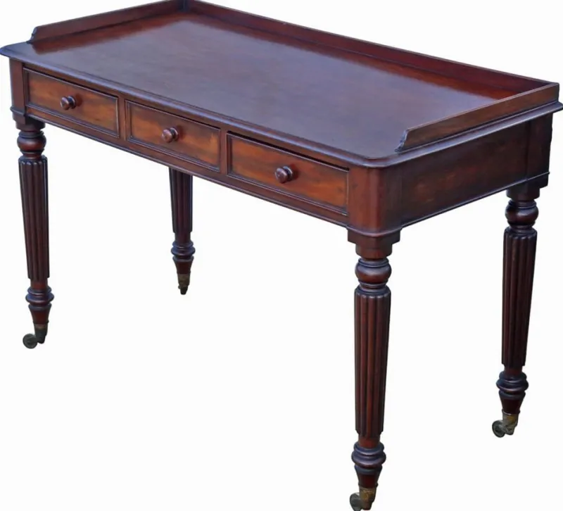 Pamono Antique Mahogany 3-Drawer Desk or Dressing Table, 1830s> Desks