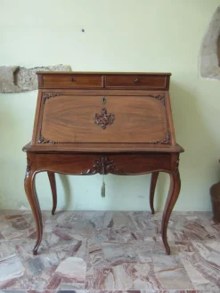 Pamono Antique Mahogany Writers Desk> Secretaires