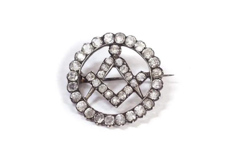 New Pamono Antique Masonic Brooch
