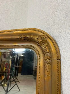 Hot Pamono Antique Mirror in Wooden Frame, 1890