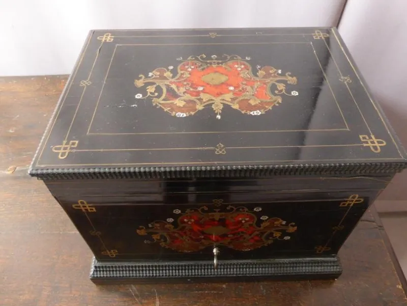 Pamono Antique Napoleon III Marquetry Liquor Cellar Set> Dinnerware Accessories