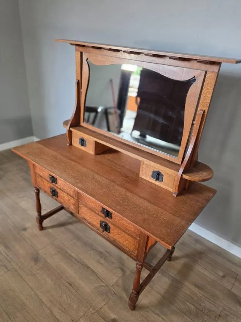 Pamono Antique Oak Newlyn Dressing Table from Heals of London> Dressing Tables