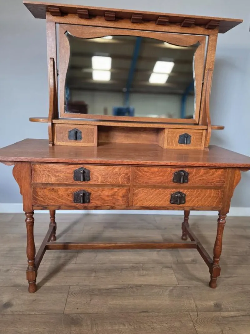 Pamono Antique Oak Newlyn Dressing Table from Heals of London> Dressing Tables