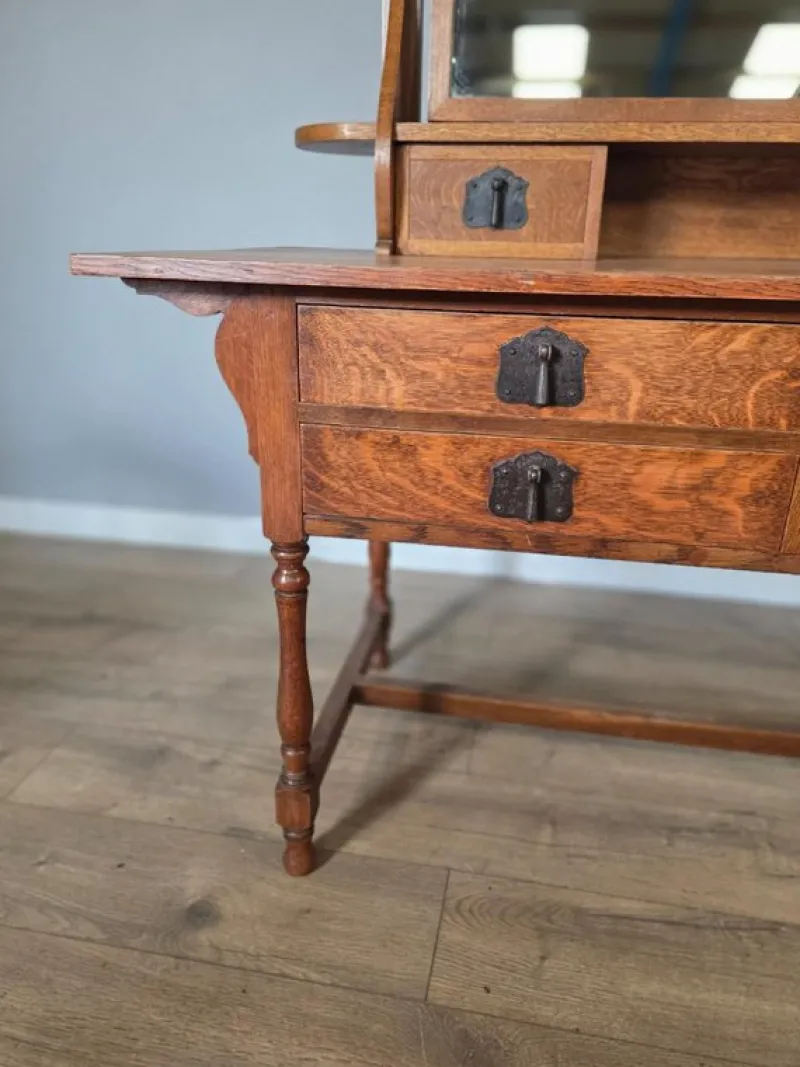 Pamono Antique Oak Newlyn Dressing Table from Heals of London> Dressing Tables