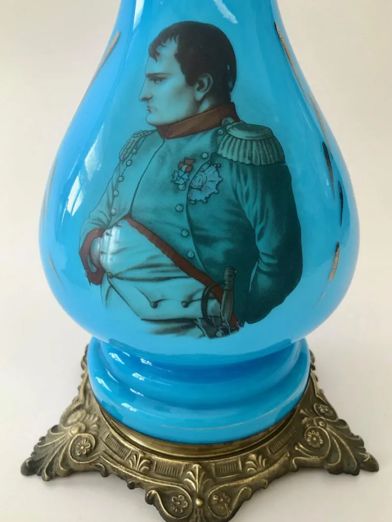 Pamono Antique Opaline Glass Oil Table Lamps Depicting Napoleon and Josephine, 1890s, Set of 2