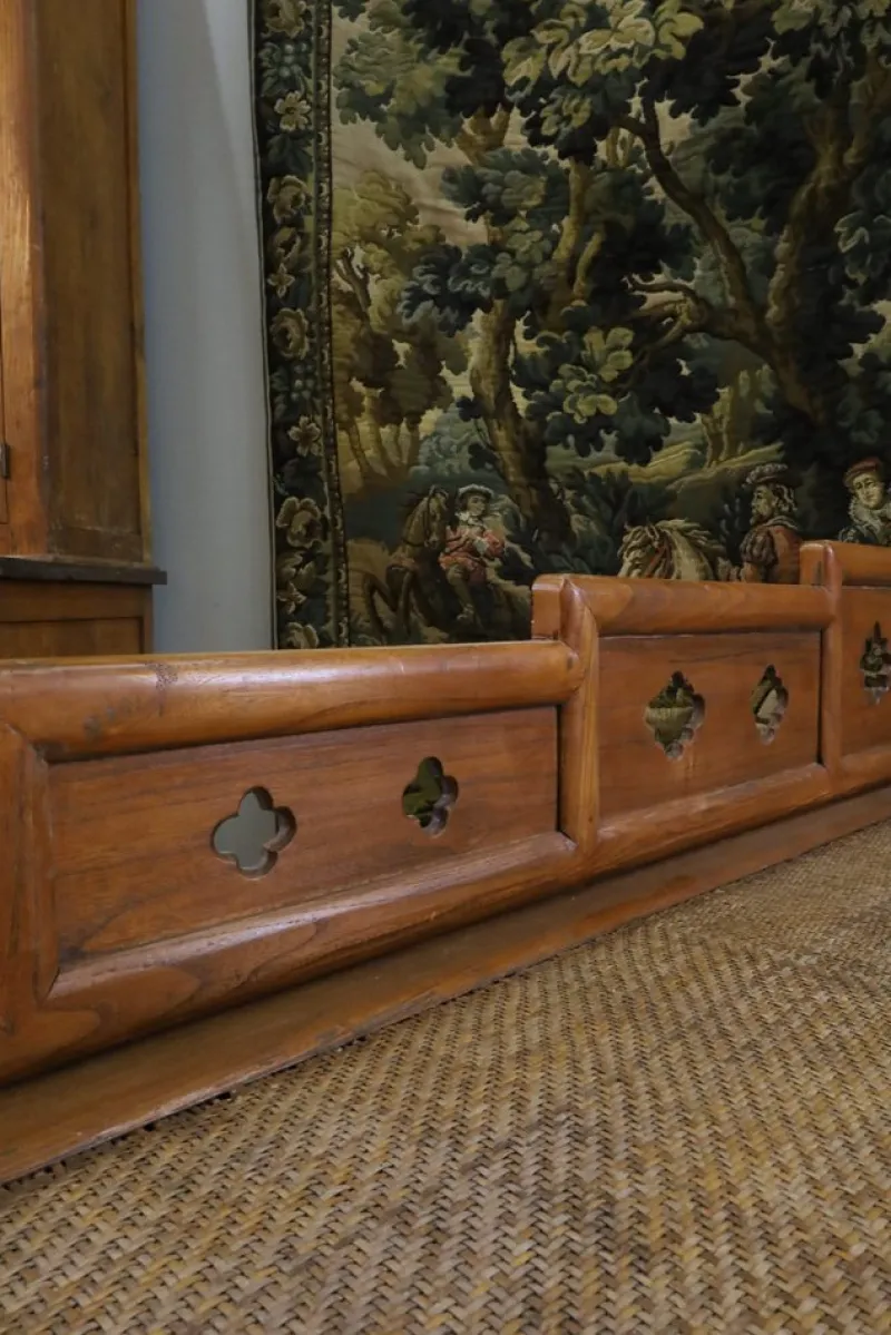 Pamono Antique Opium Windowsill Daybed> Beds & Bedroom Sets