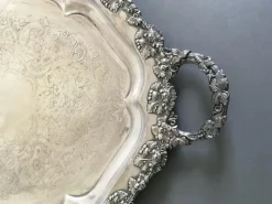 Sale Pamono Antique Oval Engraved Sheffield Tray with Handles, 1850