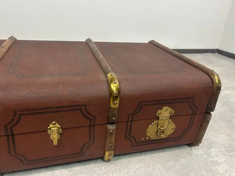 Pamono Antique Overseas Travel Case> Trunks Crates & Baskets