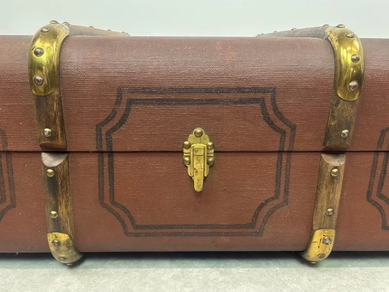 Pamono Antique Overseas Travel Case> Trunks Crates & Baskets