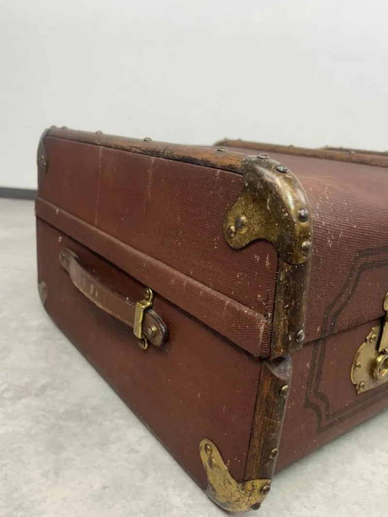 Pamono Antique Overseas Travel Case> Trunks Crates & Baskets