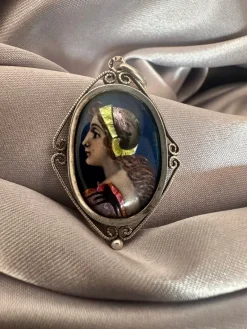 Pamono Antique Pendant in Limoges Enamel and Silver from Sazerat, 1890s><noscript><img width=