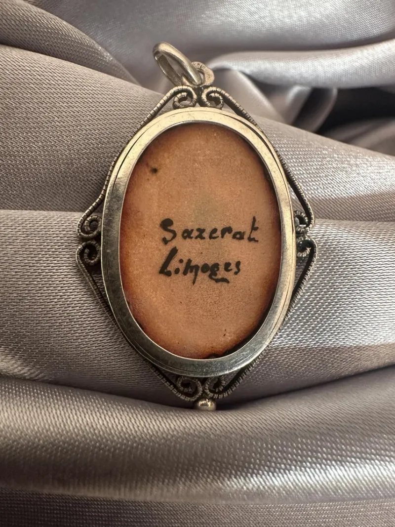 Pamono Antique Pendant in Limoges Enamel and Silver from Sazerat, 1890s> Necklaces