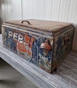 Pamono Antique Pepsi Cooler Box in Metal><noscript><img width=