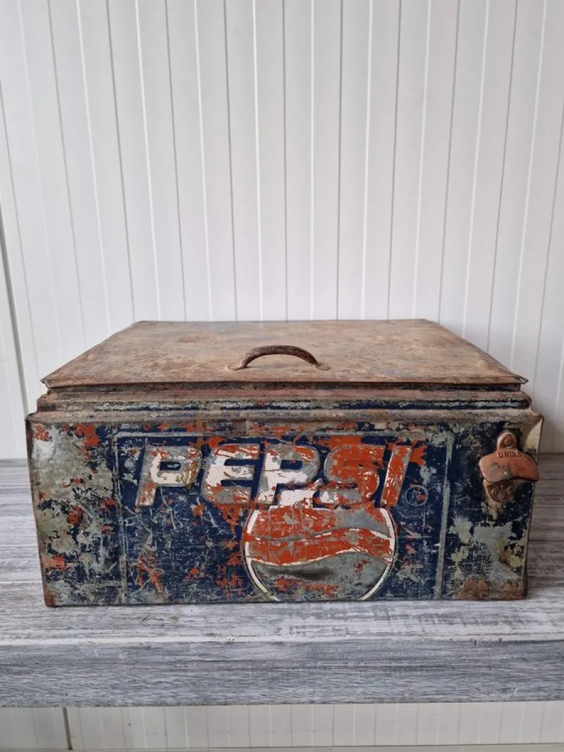 Pamono Antique Pepsi Cooler Box in Metal> Ice Buckets & Wine Coolers
