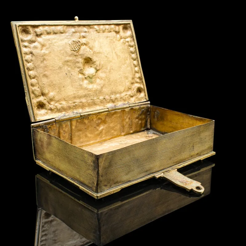 Pamono Antique Personal Diary Repository, 1870> Trunks Crates & Baskets