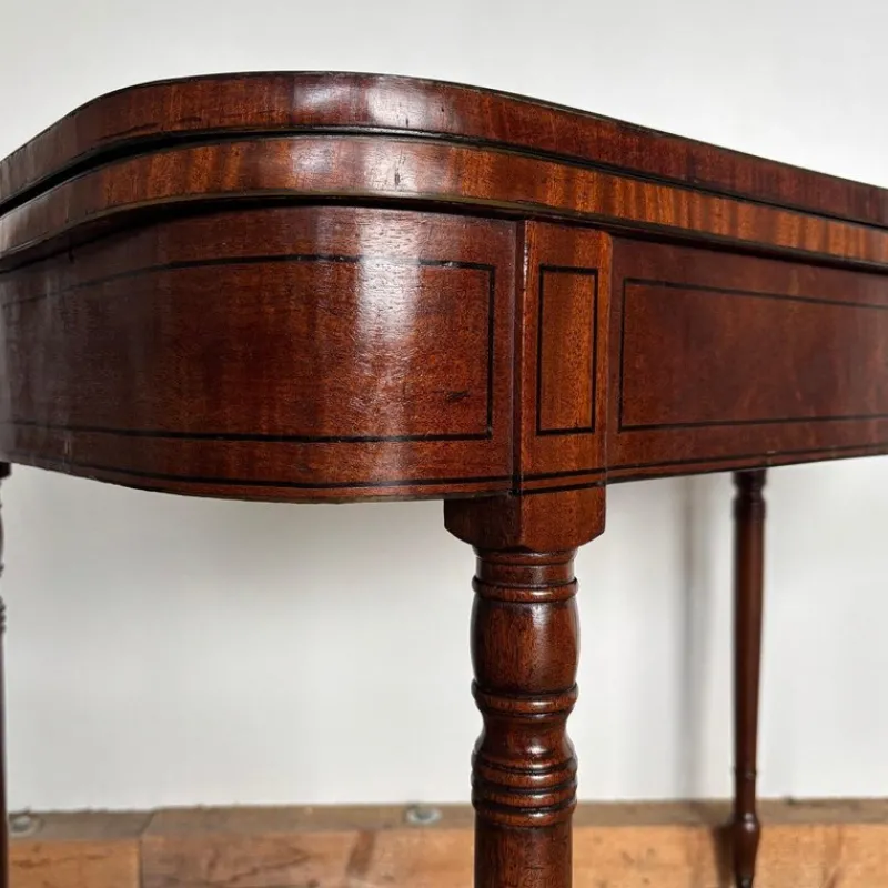 Pamono Antique Pyramid Mahogany Console, England, 1820> Game Tables