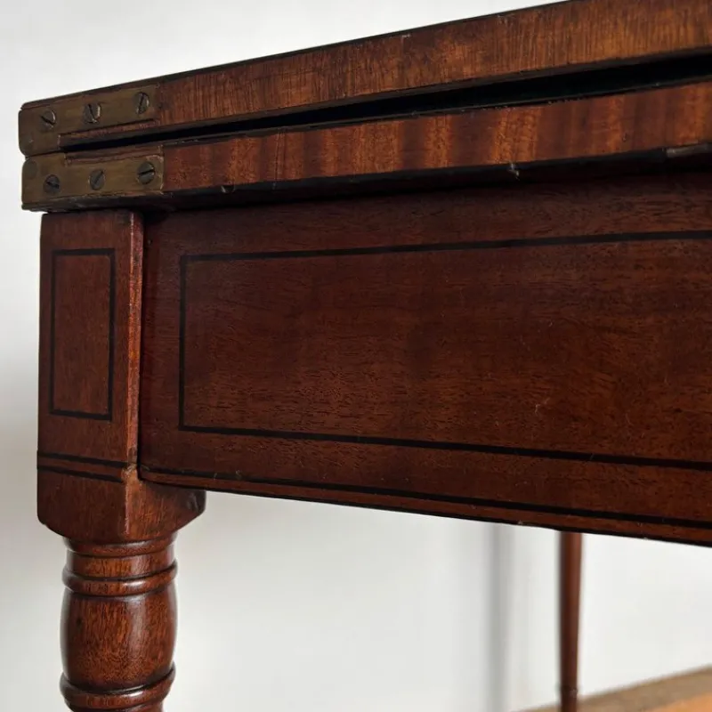 Pamono Antique Pyramid Mahogany Console, England, 1820> Game Tables