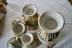 Outlet Pamono Antique Queen Marie Antoinette Coffee and Tea Service from Rue Thiroux Paris Porcelain, France, 1825, Set of 16