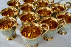 Outlet Pamono Antique Queen Marie Antoinette Coffee and Tea Service from Rue Thiroux Paris Porcelain, France, 1825, Set of 16
