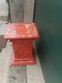 Pamono Antique Red Wooden Stand> Pedestals And Columns