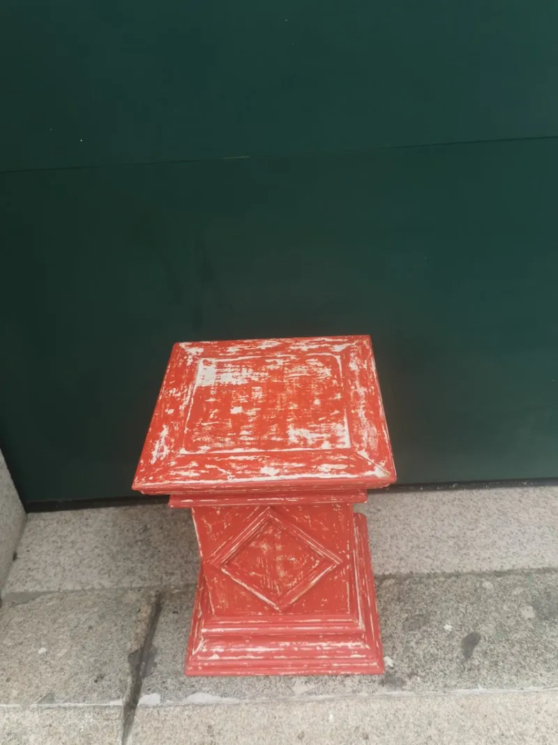 Pamono Antique Red Wooden Stand> Pedestals And Columns