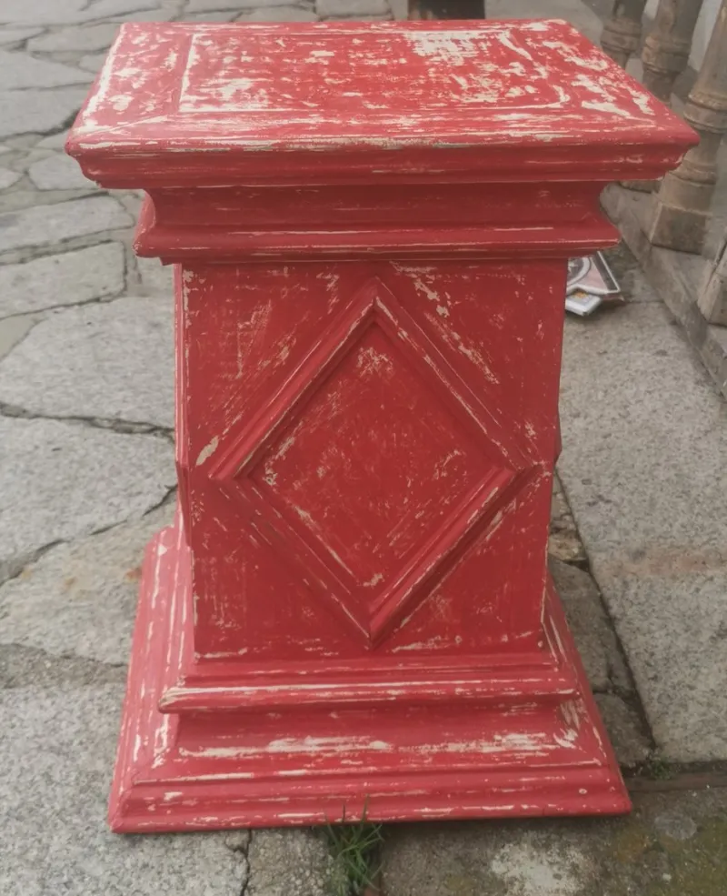 Pamono Antique Red Wooden Stand> Pedestals And Columns